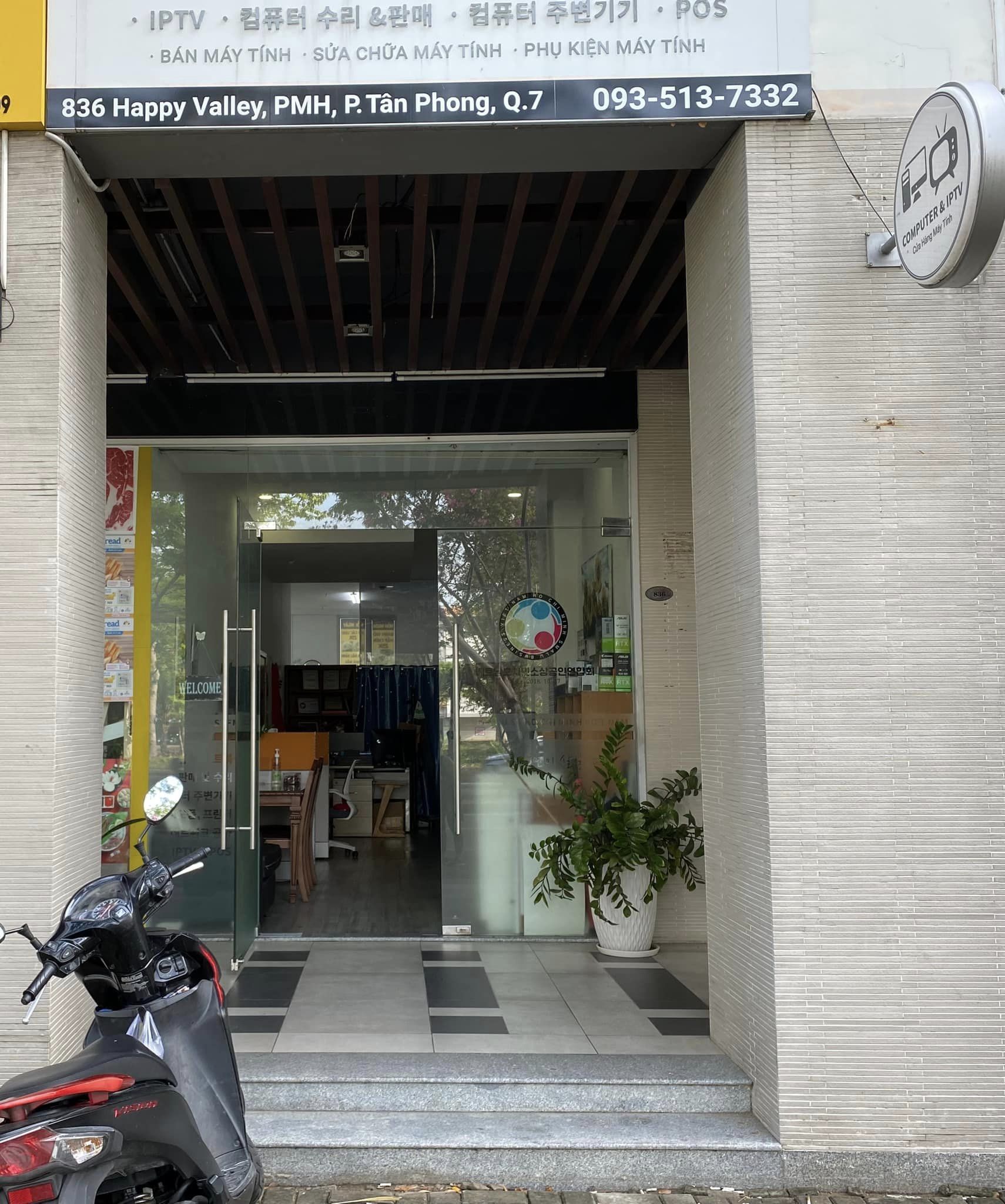 Minh hien co can shophouse ngay Happy Valley mat tien