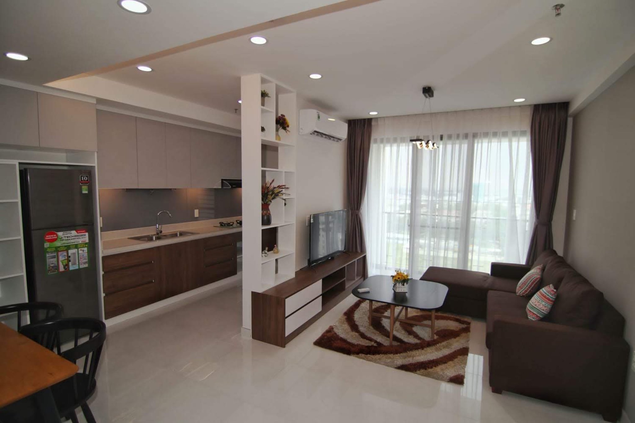 Cho thue happy residence 82m2 2pn 2wc full noi that